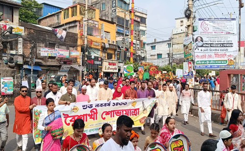 ফেনীতে বর্ষবরণে বর্ণাঢ্য শোভাযাত্রা, উৎসবে মুখর পুরো শহর