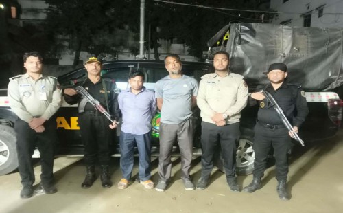 নোয়াখালীতে প্রাইভেটকারে ইয়াবা পাচার, গ্রেপ্তার ২