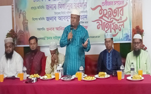 চাটখিল প্রেসক্লাবের ইফতার ও দোয়া অনুষ্ঠিত