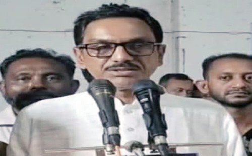 ফেনীতে মন্ত্রীকে ‘প্রিয় নবী’ সম্বোধনের ঘটনায়  দু:খ প্রকাশ করলেন জেলা পরিষদ’র প্রশাসক