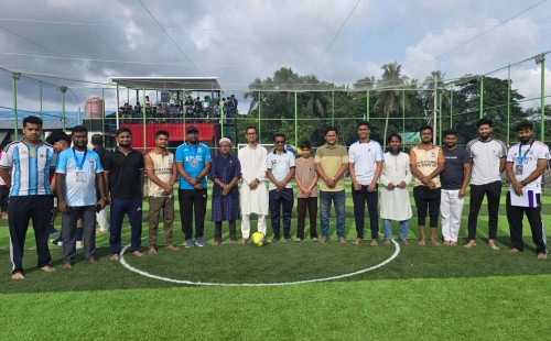 ফেনী বড় মসজিদ রোড ফুটবল টুর্নামেন্টের উদ্বোধন
