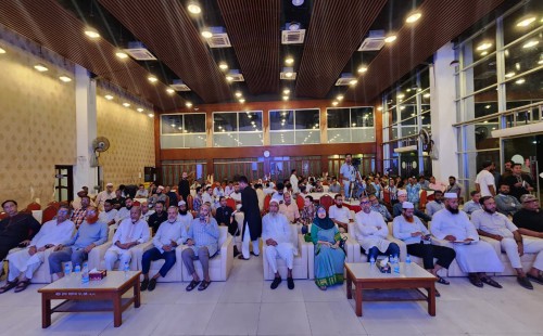 দৈনিক ফেনীর উদ্যোগে স্মরণসভা  শ্রদ্ধা আর স্মৃতিচারণে ওছমান হারুন দুলাল